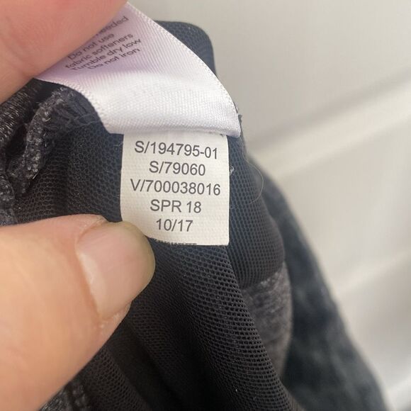 Athleta Gray Jogger Zipper Accent Cuffs size Small Tall Athletic Casual Hiking - Picture 12 of 12